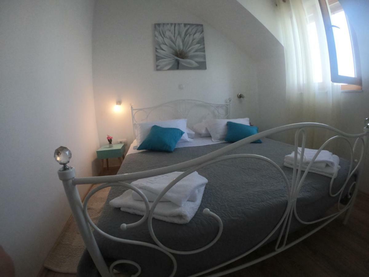 Apartment Vesna Primošten Kültér fotó